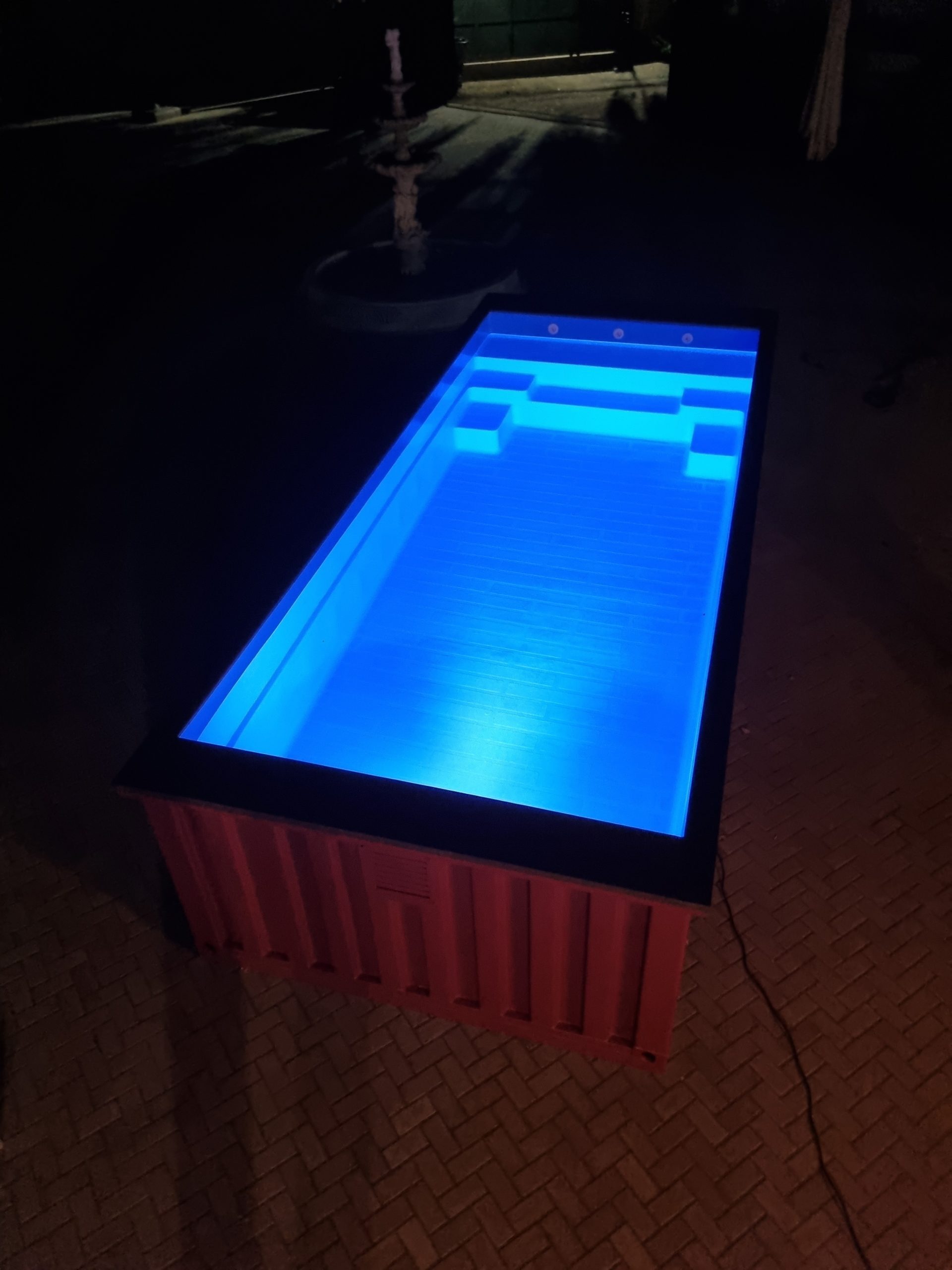 Piscina Container Donde Sea edición rojo óxido